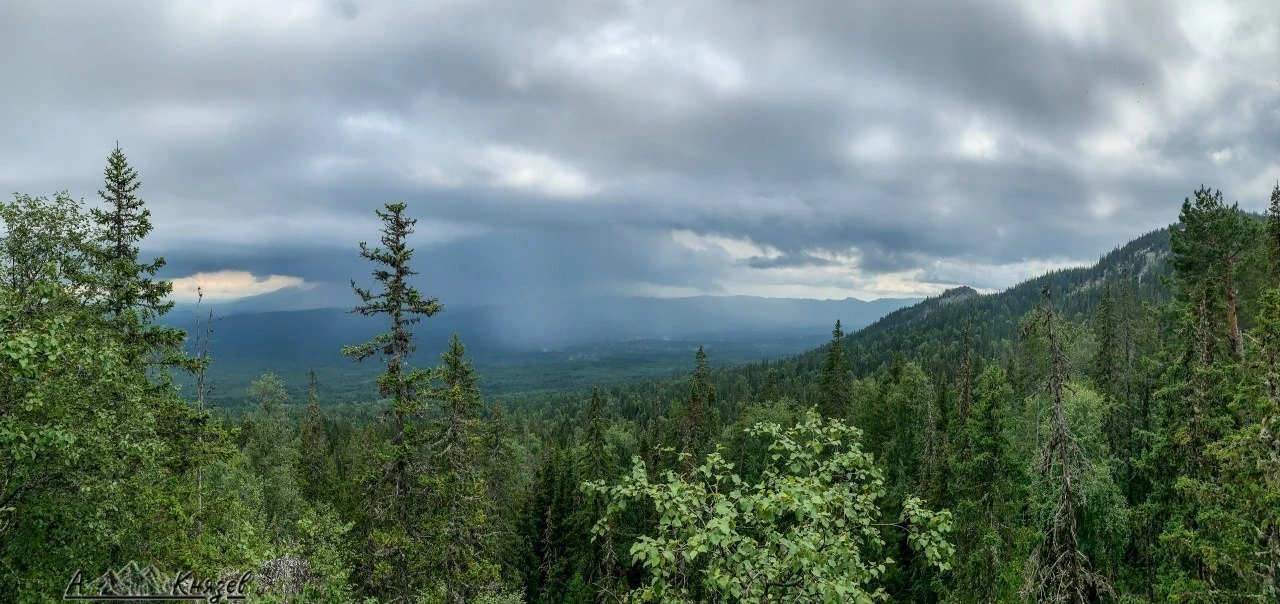 🏔  Хребет Зигальга 

📍 Координаты - 54.648952, 58.652246

Поделиться фото/видео