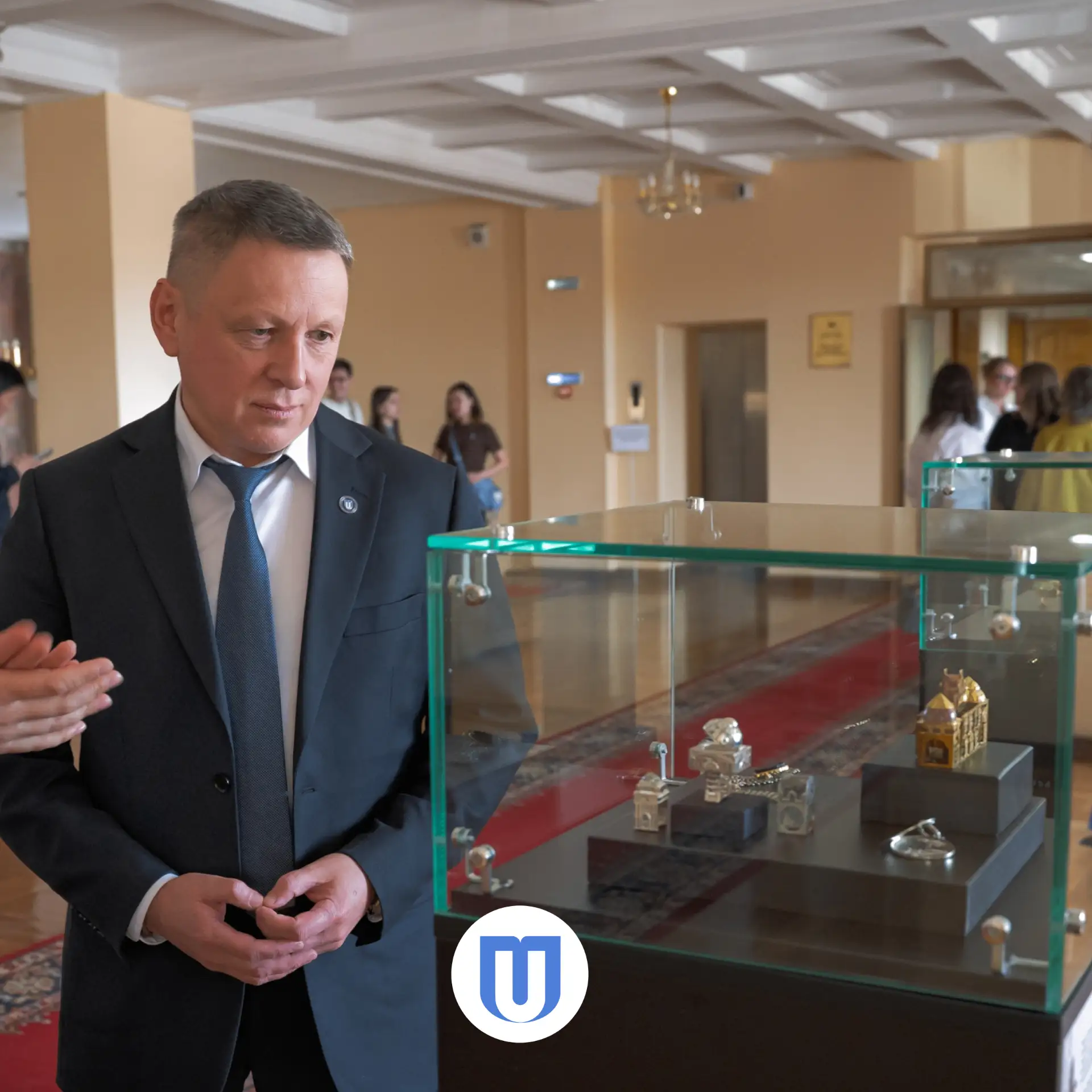 «Иркутск глазами ювелира»: выставка студентов ИРНИТУ открылась в областном правительстве!  8 апреля 