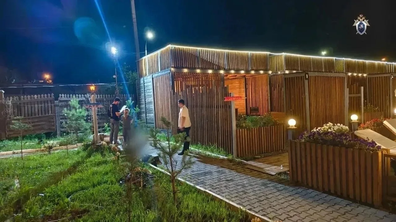 Драка на базе отдыха закончилась смертью в Хабаровске 

Возбуждено уголовное дело против 27-летнего 