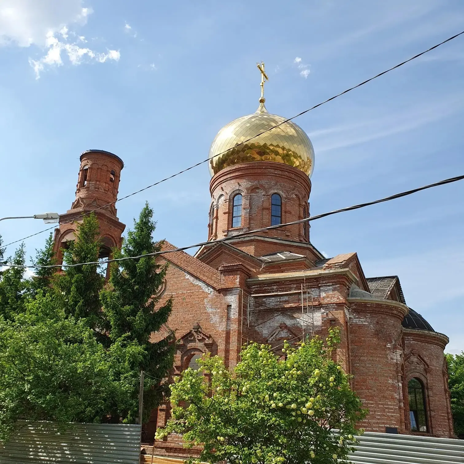 В Лобне продолжается строительство нового храма  В Лобне продолжается строительство нового храма в ч
