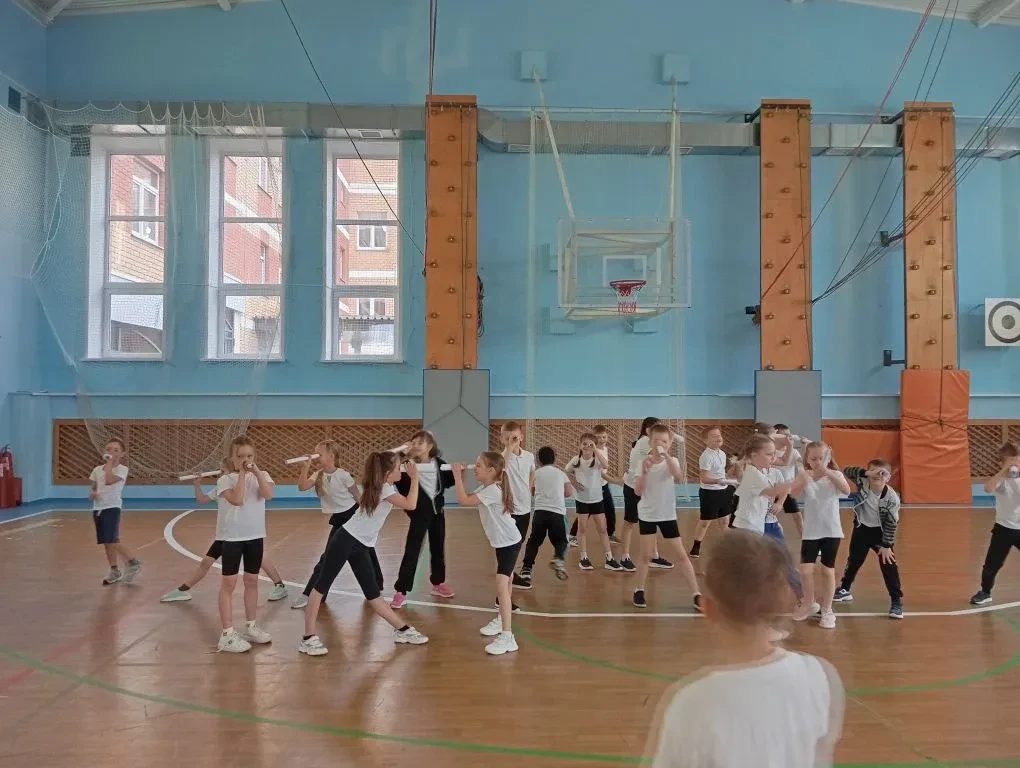 Сегодня — Всемирный день здоровья и спорта! 🏃‍♂🍎В честь этого праздника для наших самых маленьких че