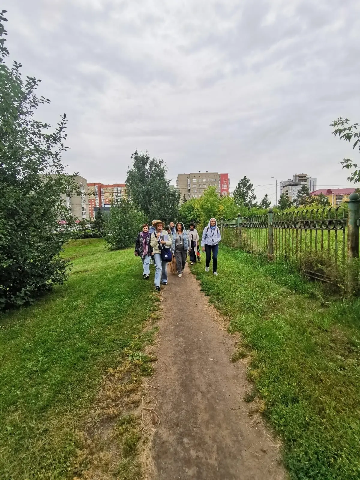 ❤️Экскурсионный поход с Ольгой Арефьевой «Прогулка в Старозагородной роще»

😊Мы приглашаем вас на п
