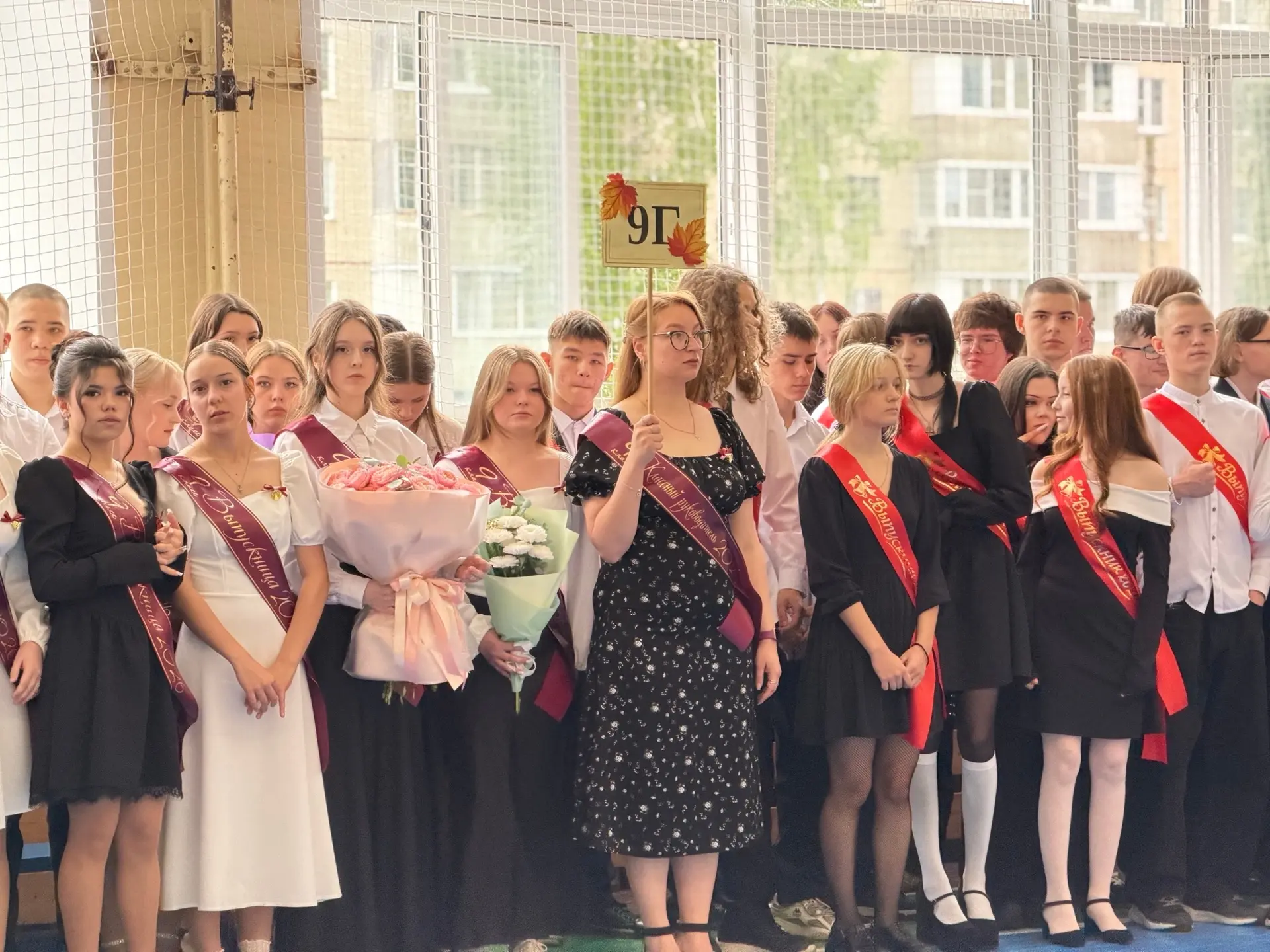 🔔 Последний звонок в Йошкар-Оле: более 4 тысяч выпускников 9-х и 11-х классов прощаются со школой!  