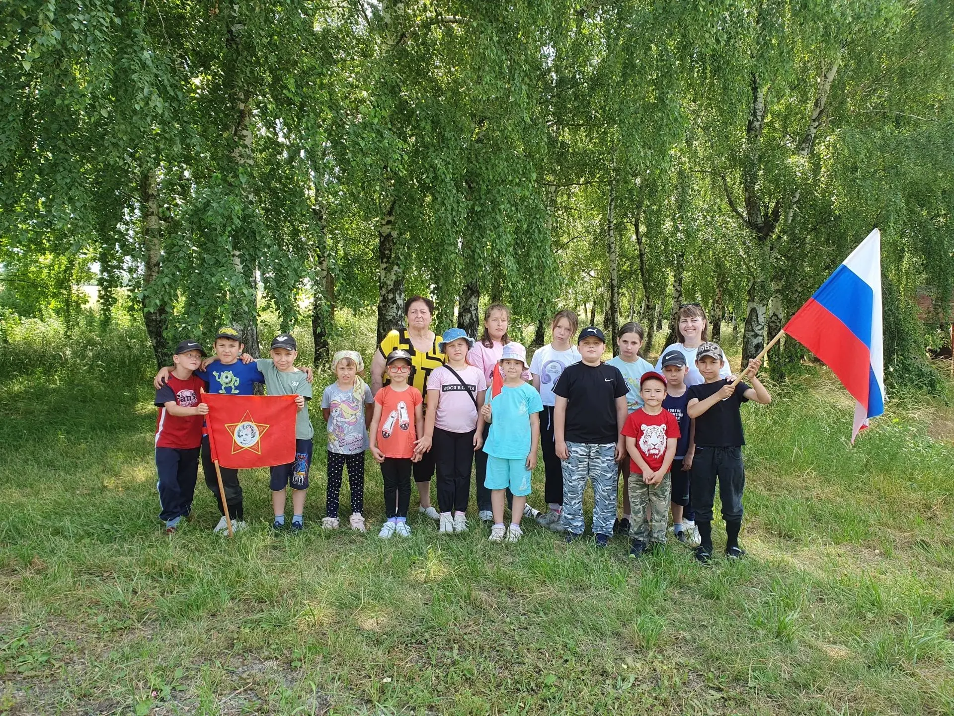 🕊️ Никто не забыт, ничто не забыто!

Сегодня в нашем пришкольном лагере «Солнышко» филиала МОУ СОШ 