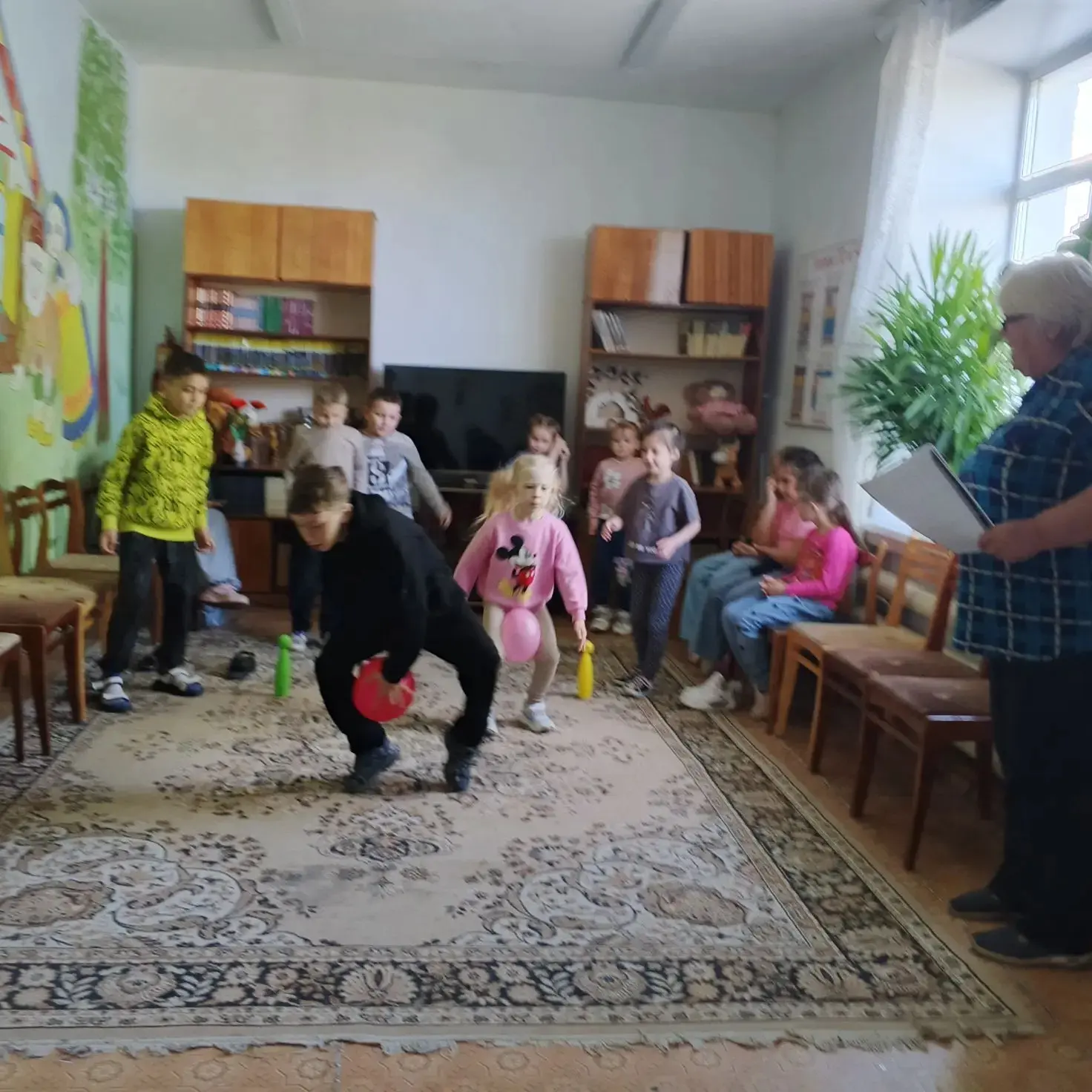 📚✨ Сегодня ребята из пришкольного лагеря "Радуга" посетили сельскую библиотеку, где пр...