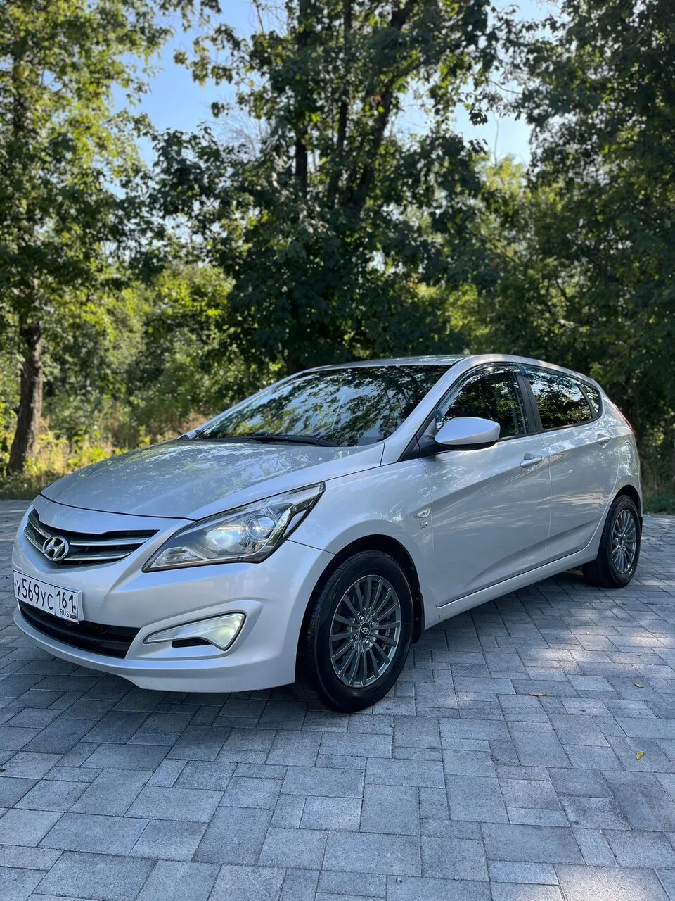 Продам Hyundai Solaris 2015 года выпуска. Мотор 1.6 16 клапаный (123л с), коробка механ...