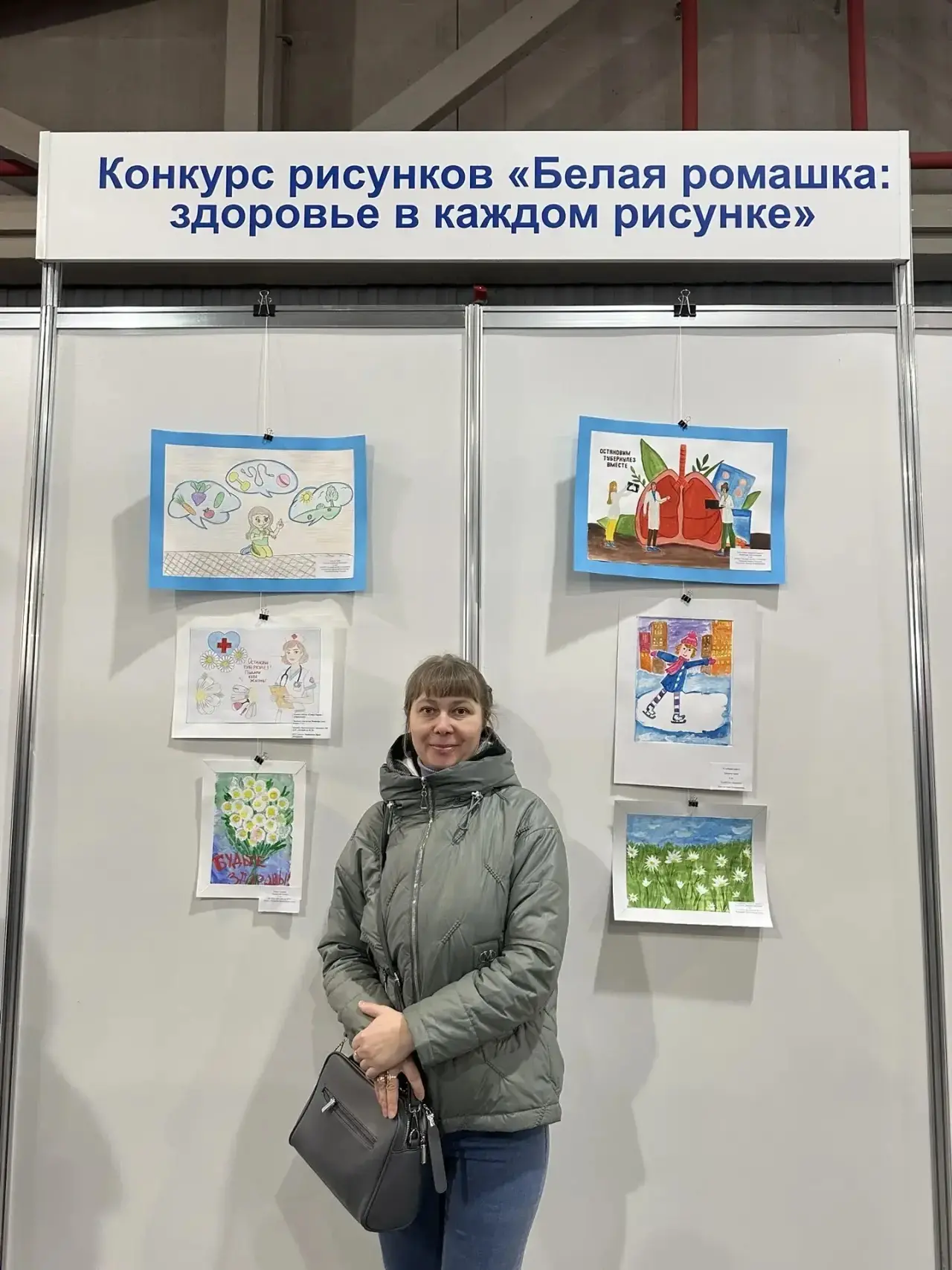 🎨 Наши малыши приняли участие в городском конкурсе рисунков «Белая ромашка: здоровье в...