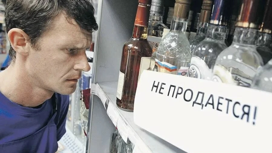 📊 Рейтинг новостей: что обсуждает регион сегодня | 17 июня

1️⃣ На заправках ввели лимиты на бензин