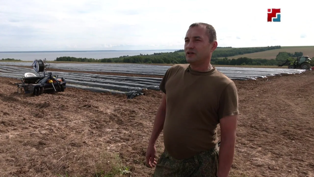 👨‍🌾 Ветераны СВО из Марий Эл бесплатно обучаются агробизнесу в «Школе фермера». Один ...