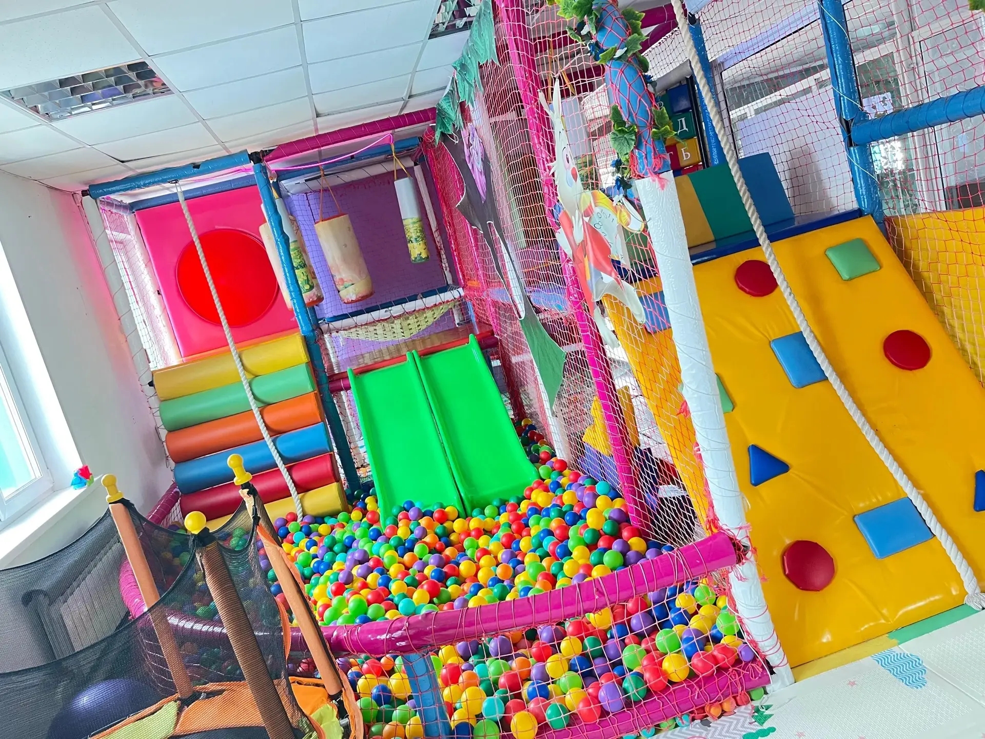 Продам детский игровой лабиринт. Реальному покупателю хорошая скидка. 89139983890