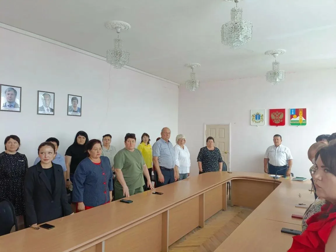 В память о тех, кто пал на фронтах Великой Отечественной войны - общероссийская минута молчания.