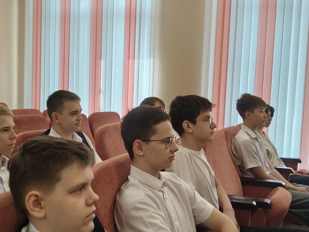 🌟 Мэр Краснодара отвечает на вопросы школьников — уникальный диалог поколений! 🌟  📣 Сегодня состоялс