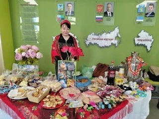 Сегодня в нашем лицее прошла благотворительная ярмарка — и это было по-настоящему тёплое и душевное 