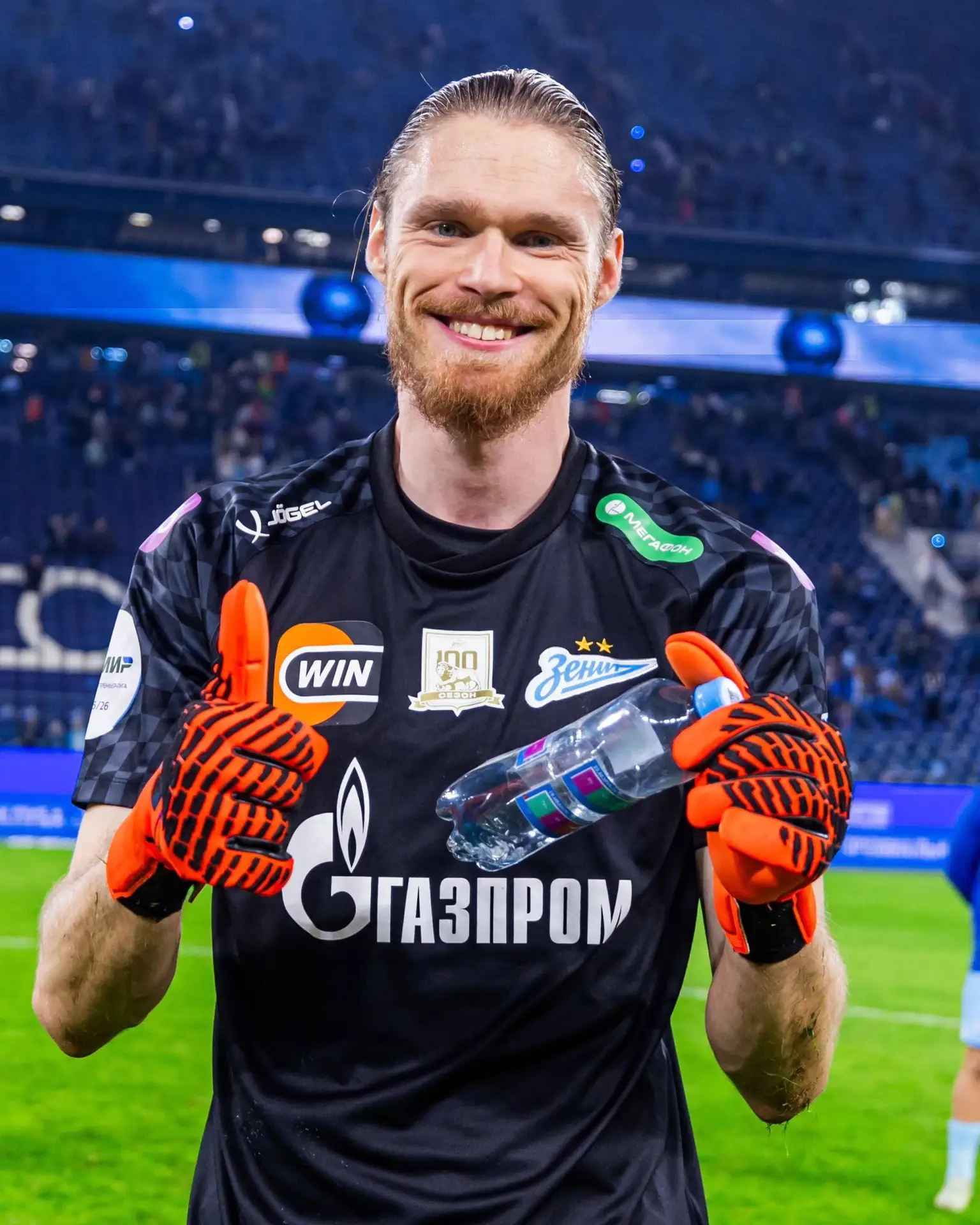 ФК «Зенит» признал Дениса Адамова лучшим игроком сезона! 🔝
