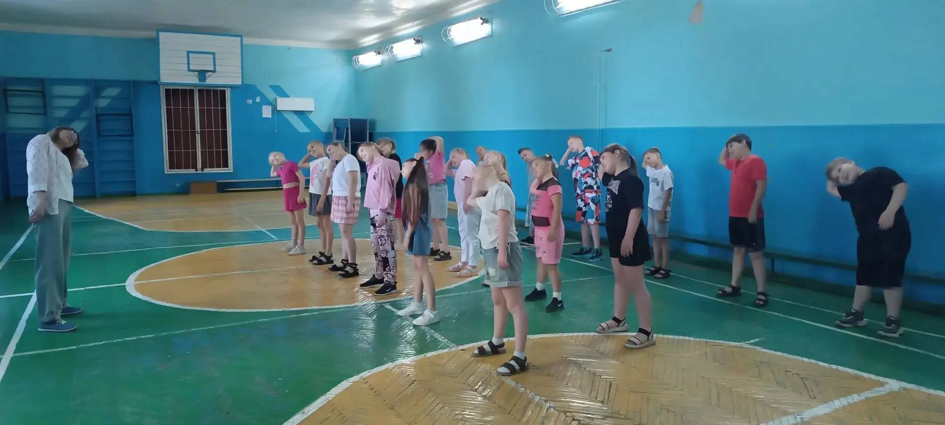 👫"Орлята России" заряжают позитивом: как праздник рождается вместе

💥15 июня 2026 года. На площадк