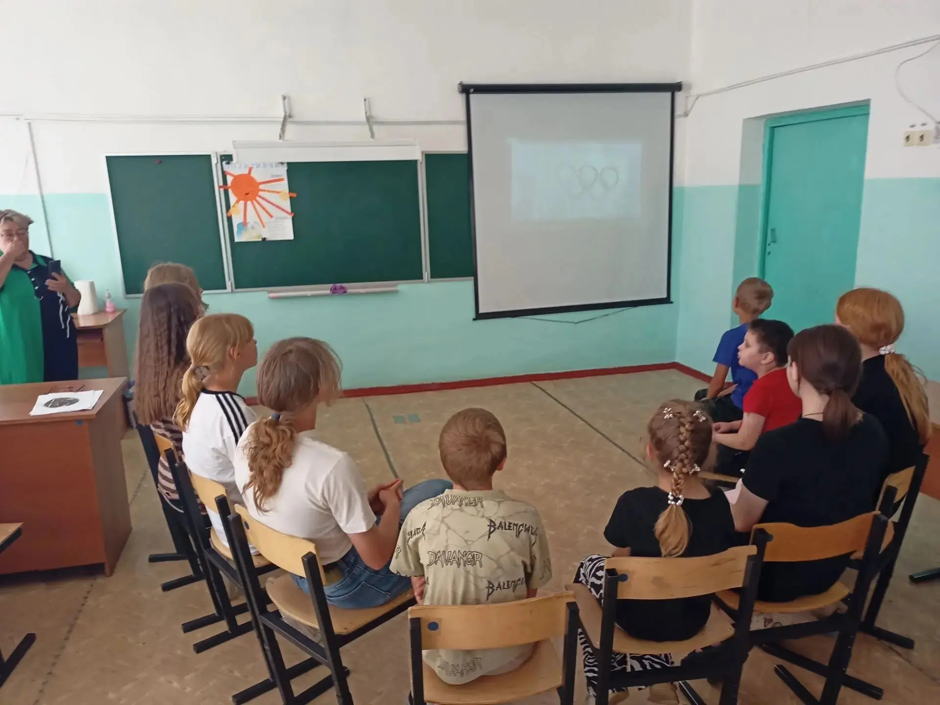 В лагере «Спектр» — день спорта и экологии! 🏅♻️

Десятый день выдался насыщенным:
🔹 «Малые Олимпий
