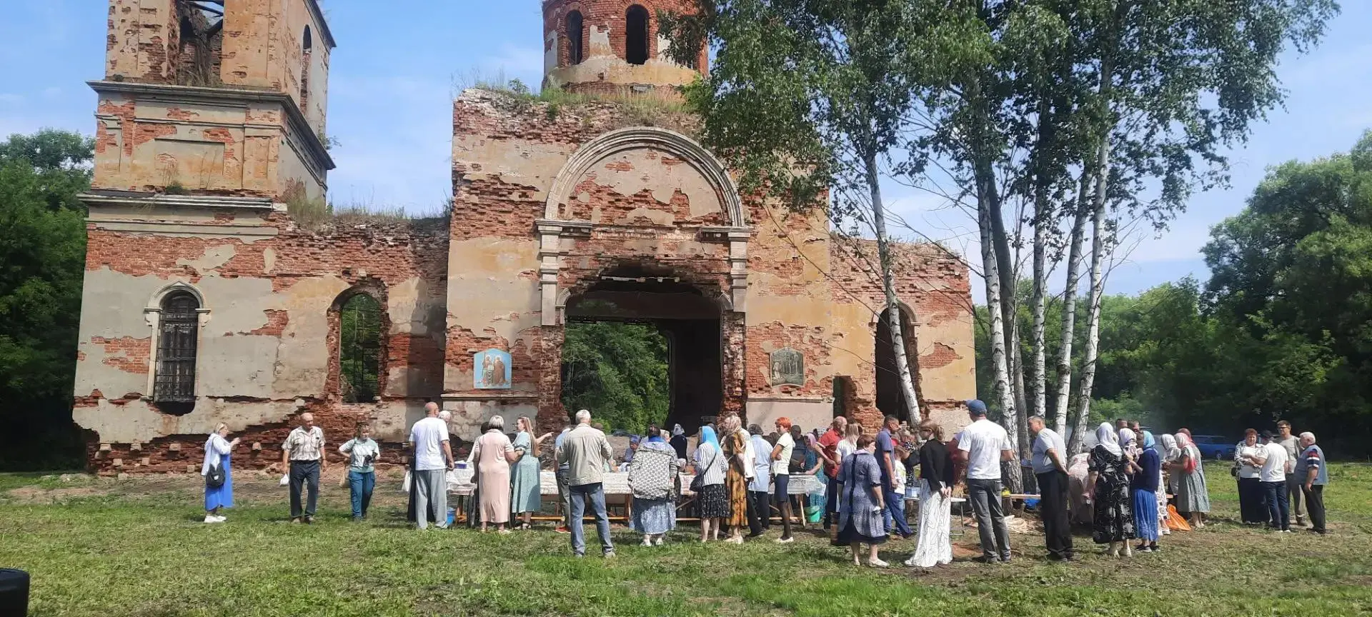 21 июля весь православный мир отмечает один из самых почитаемых праздников — Явление иконы Пресвятой