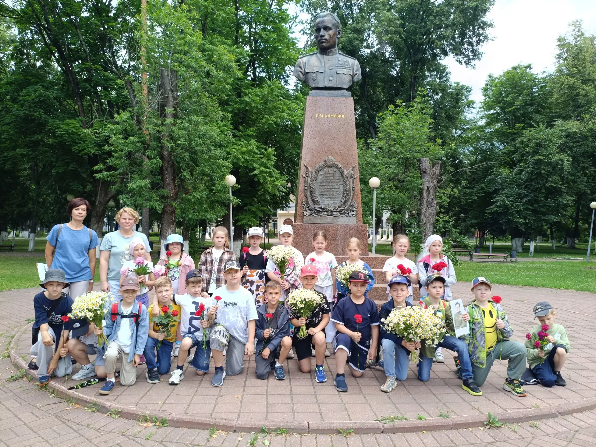 ⭐22 июня - День памяти и скорби
Ежегодно 22 июня в России отмечают День памяти и скорби — памятную д