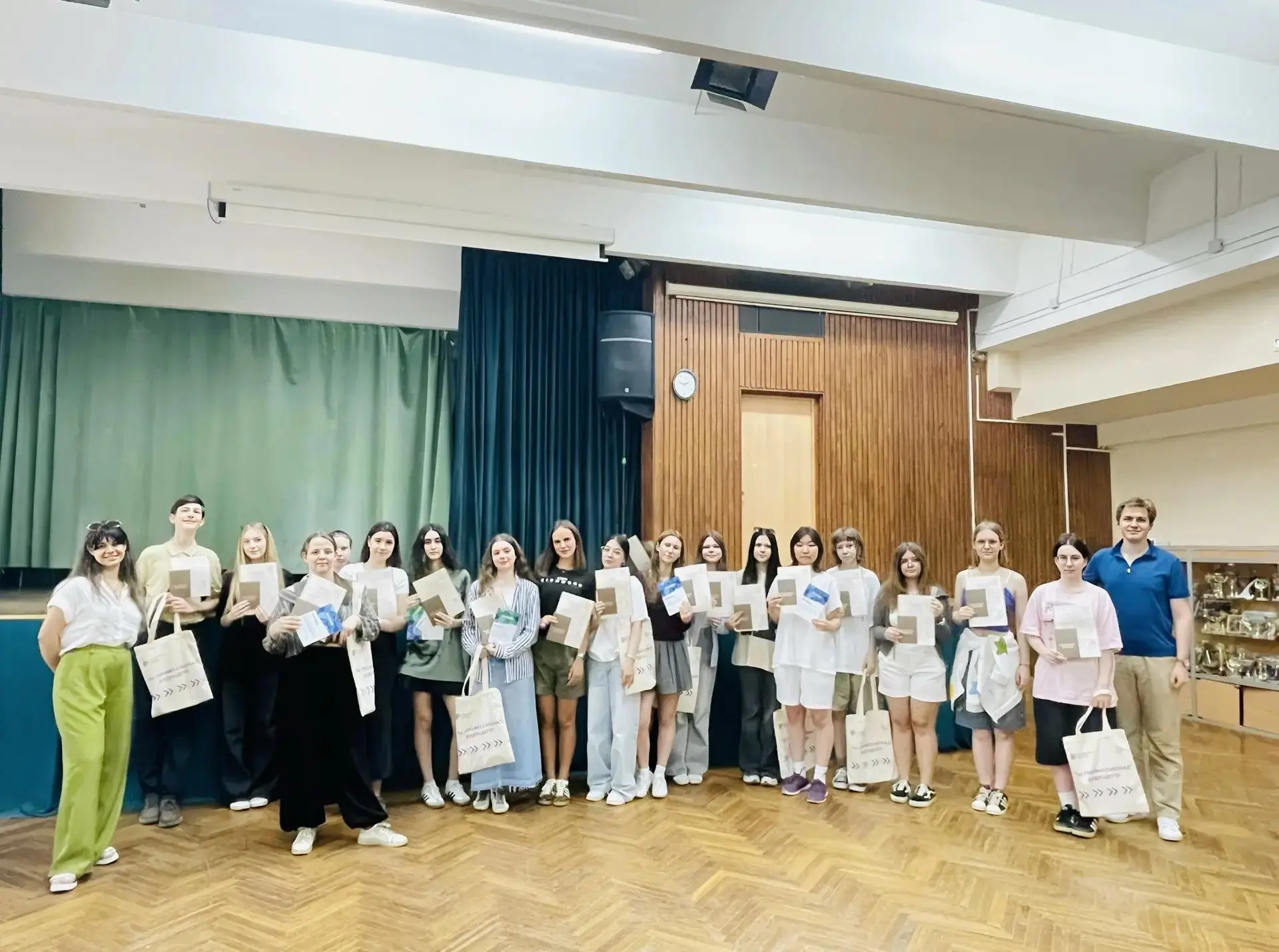✨МОСКОВСКАЯ МЕЖДУНАРОДНАЯ КИНОШКОЛА