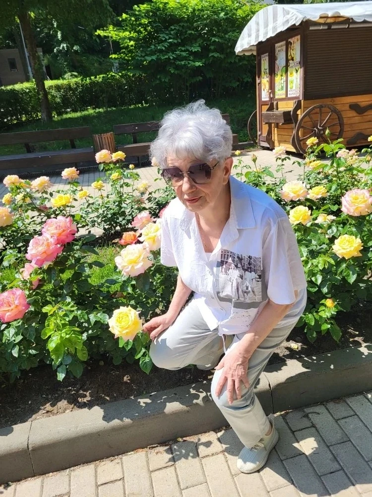 🌸Коллектив ГБУ ДНР «Психиатрическая больница г. Макеевки» сердечно поздравляет с юбиле...
