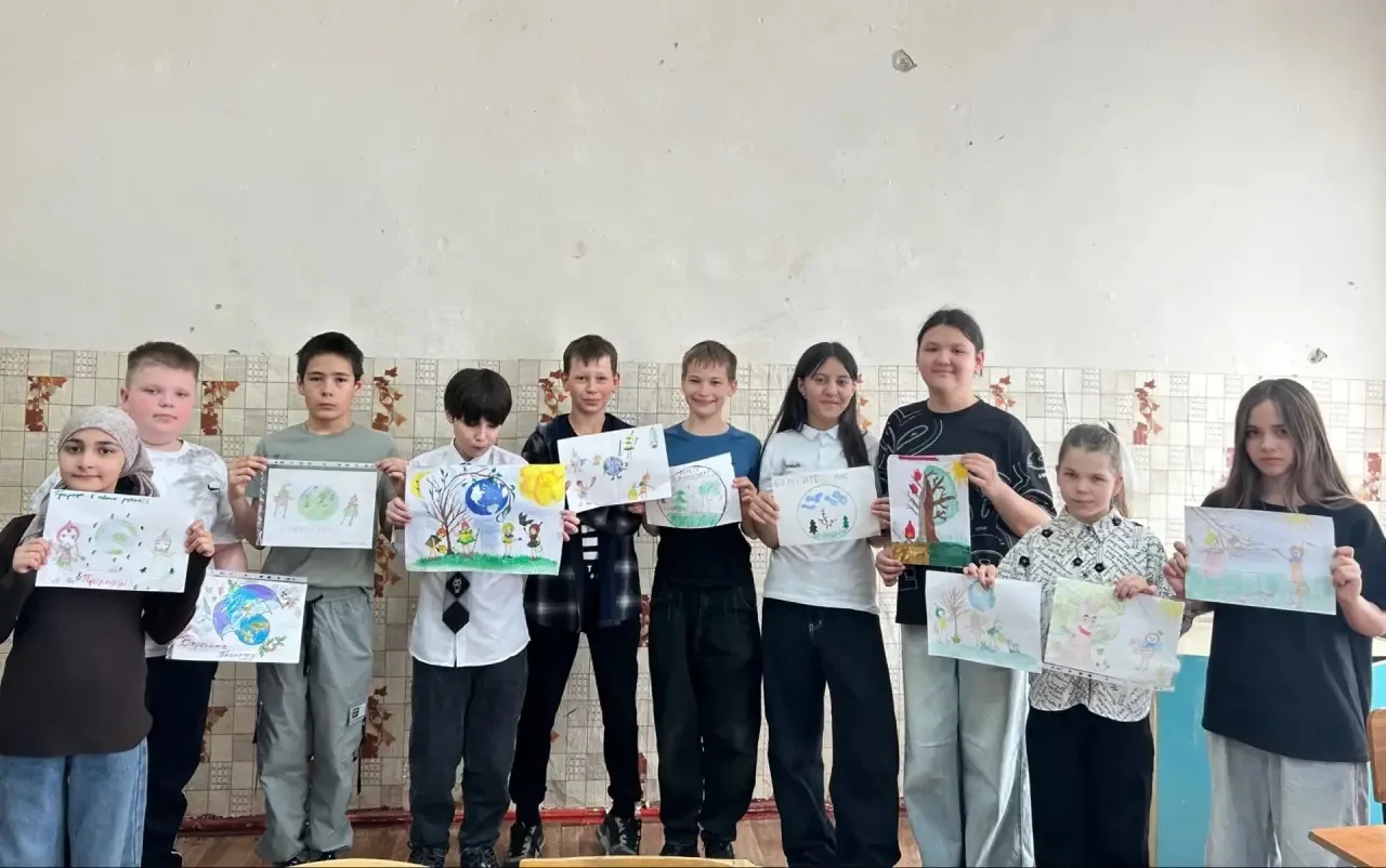 🌱Эколята сохраняют природу🌱

☘️В нашей школе прошел конкурс рисунка «Эколята сохраняют Природу», в