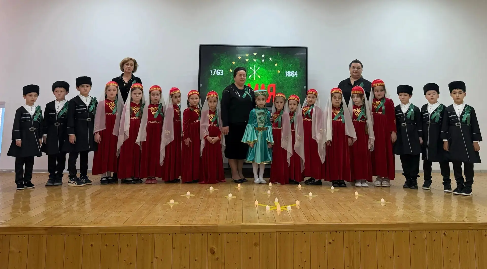 В школе прошел траурный митинг, посвящённый одной из трагичных дат в истории нашего нар...