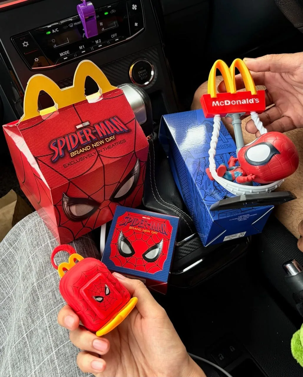 McDonald's выпустил спайдермен-комбо с коллекционными фигурками 👽