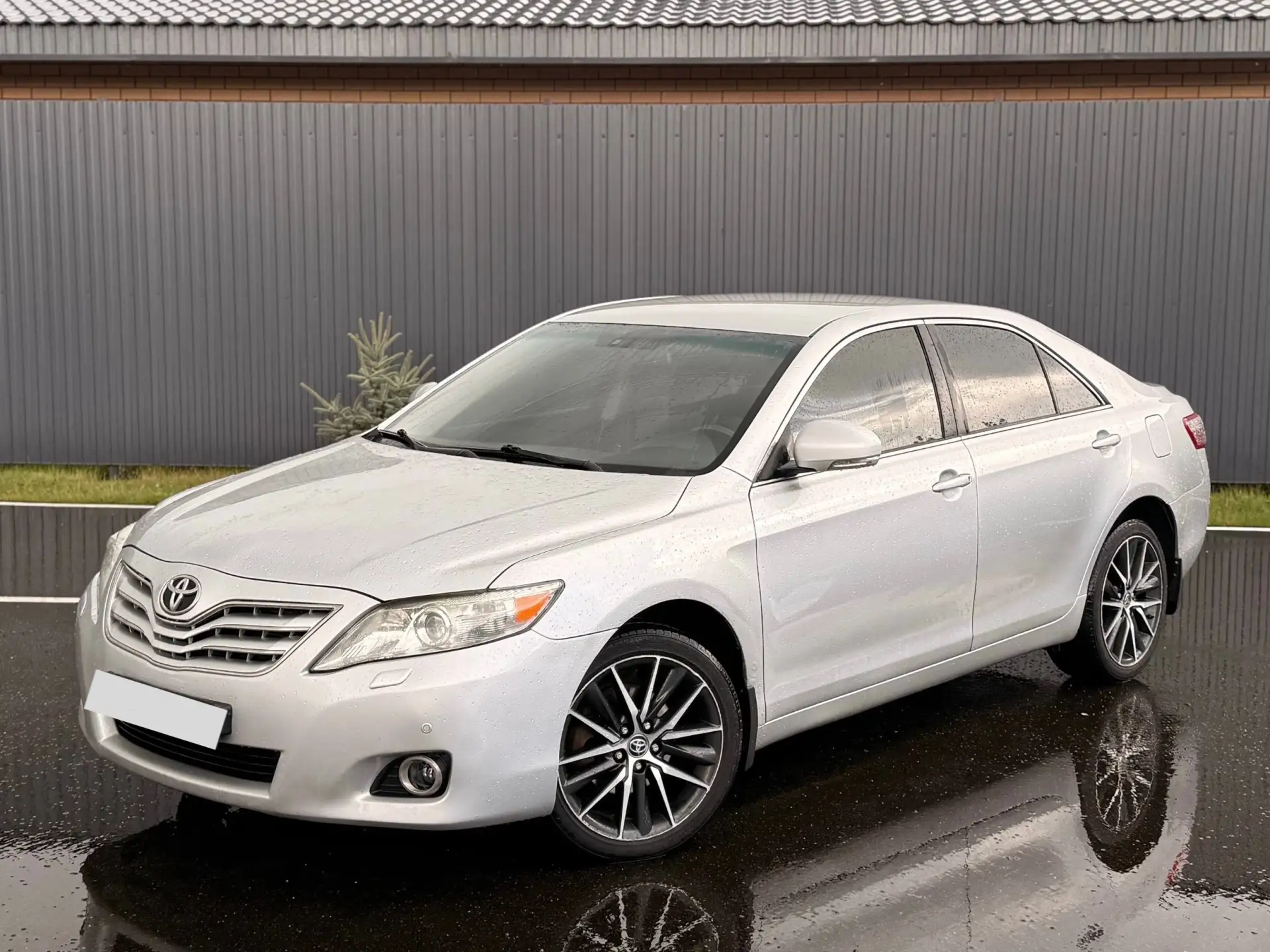 Toyota Camry XV40 рестайлинг! 2011 год, 2.4 автомат. Хорошая комплектация.