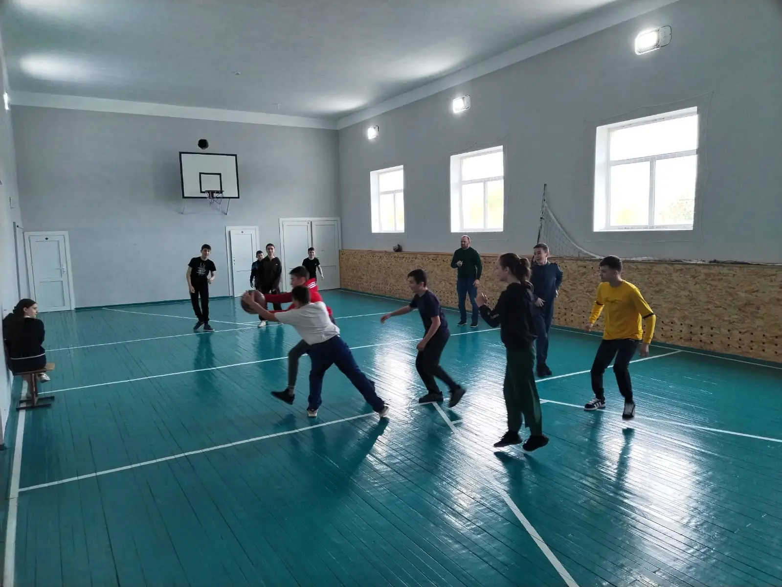 19.05.2026г на базе МБОУ СОШ с. Советское состоялся турнир по баскетболу среди 7-8 клас...