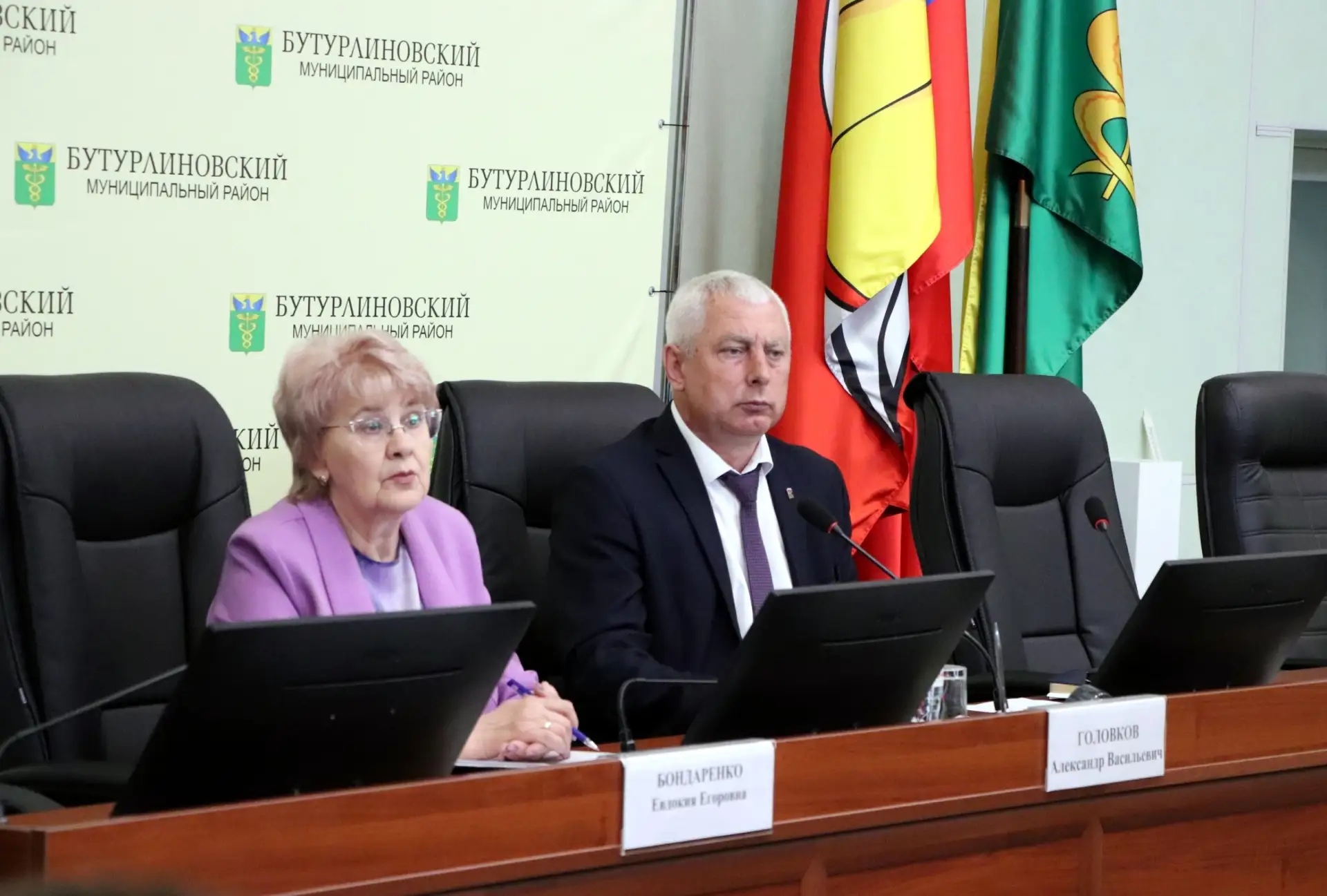 ✅ В понедельник, 18 мая, глава Бутурлиновского района Александр Головков провёл еженедельную расшире