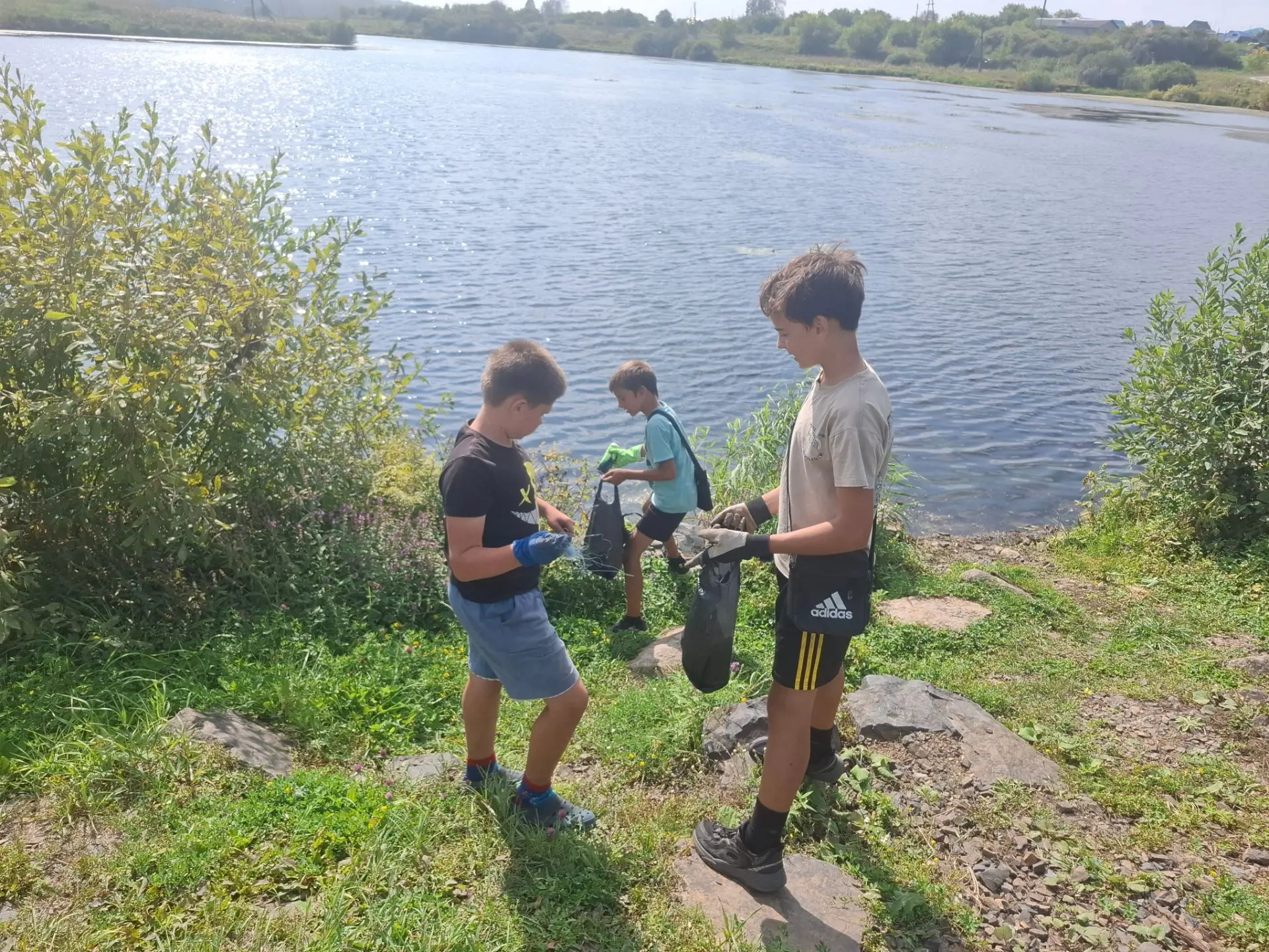 Чистые берега — наше общее дело! 🌿