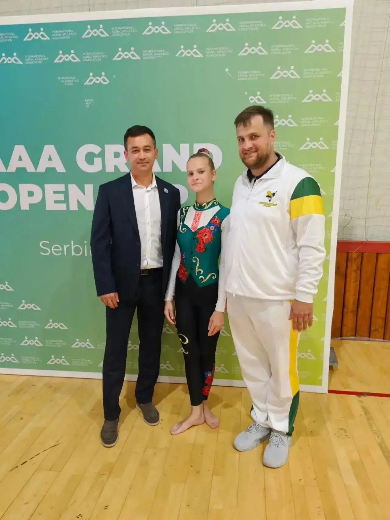 🏆 Тюменские воздушные гимнастки покоряют международную арену!