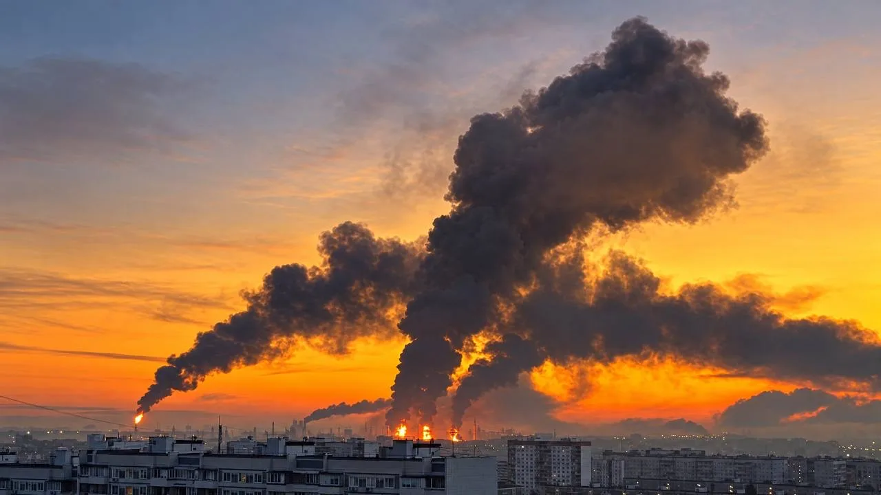 Сегодня ночью Ульяновск, Пермь и Воронеж подверглись атаке бпла