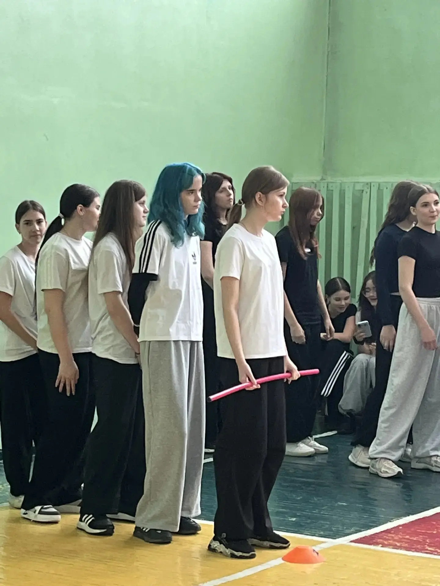 🌸 «А ну-ка, девочки!»🏆🎉  На этой неделе в старшем звене школы прошли зажигательные спортивные состяз