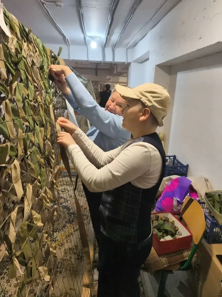 🚨Тревога не для паники, а для добрых дел     Сегодня во время воздушной тревоги ученики 2-В, 2-Г и 4