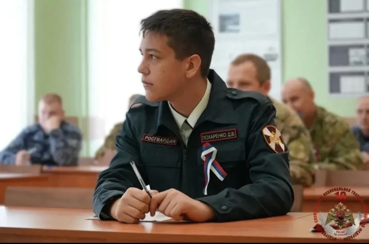 Наши учителя учат не только детей, но и защитников Отечества!