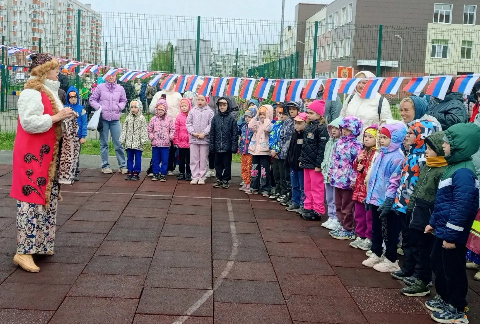 #Школа22 #ТакойДень  🇷🇺В год единства народов России, в преддверии объединяющего всех праздника Дня 