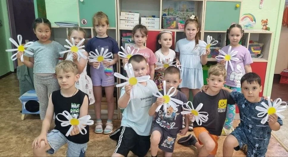 Готовимся к Дню семьи, любви и верности!🌼

В нашей группе царит творческая атмосфера — готовимся к 