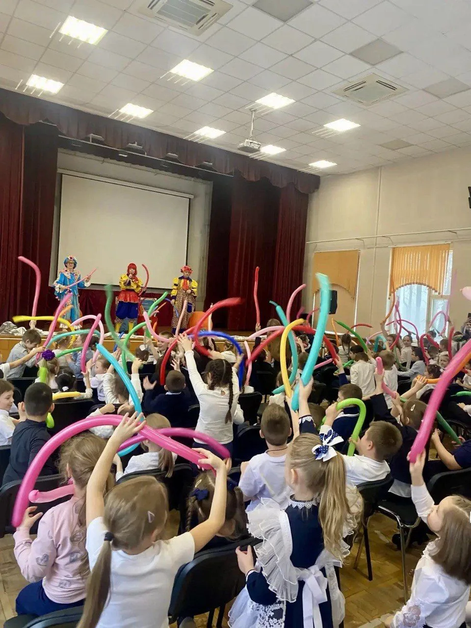 🎈Праздник «Прощание с Азбукой» в начальной школе   🎉В стенах начальной школы прошёл яркий и запомина