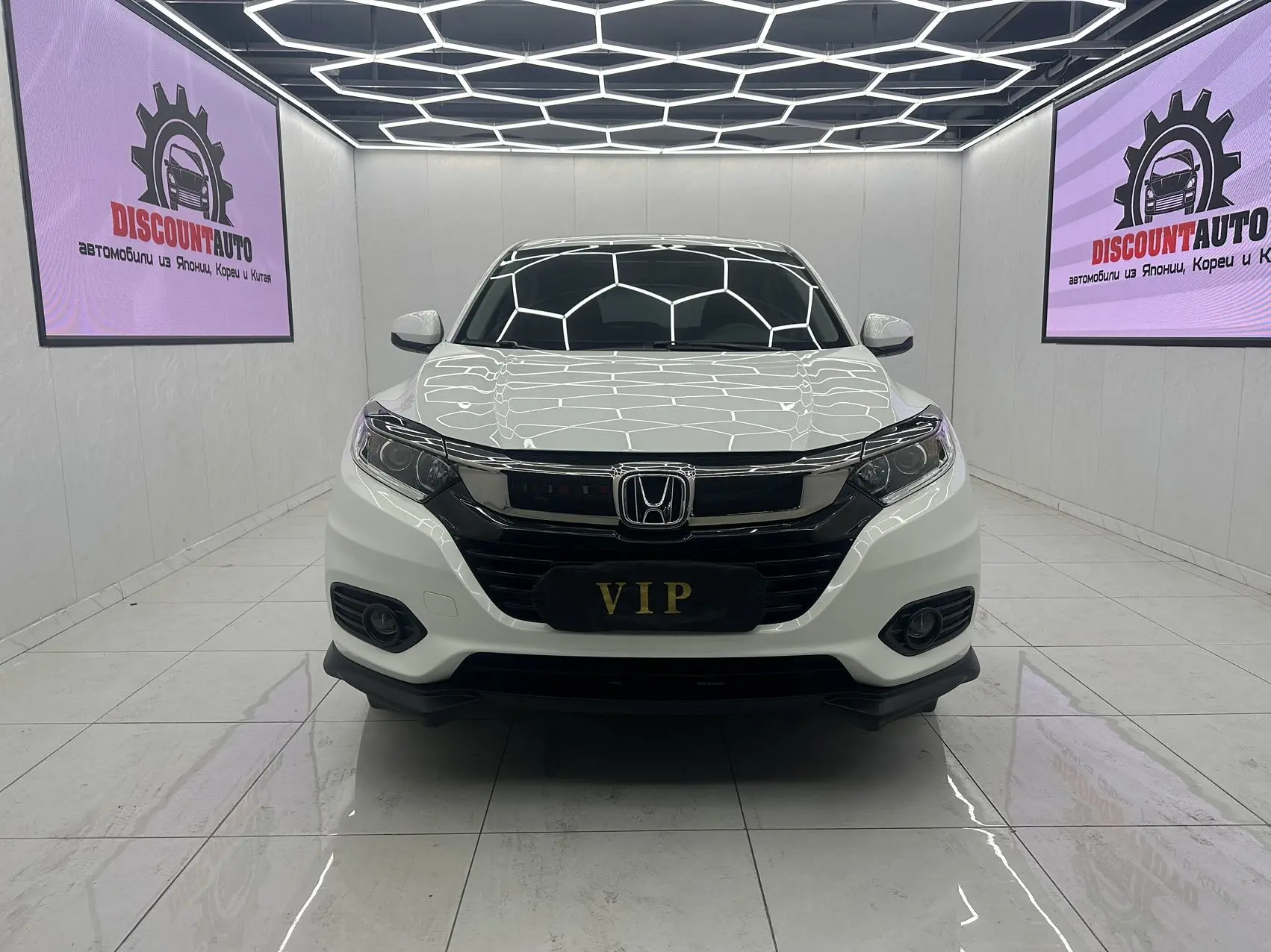 Honda Vezel 1.5L CVT Pioneer Edition