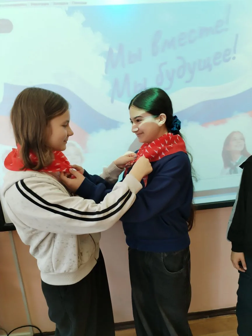 Наследники пионерии в Чернецовской СОШ!