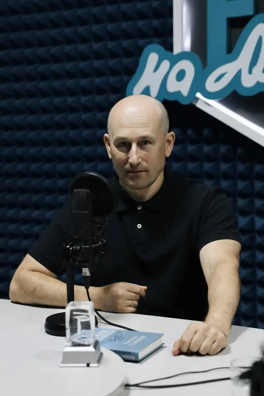 Дал интервью радиоканалу «ФМ-на Дону»