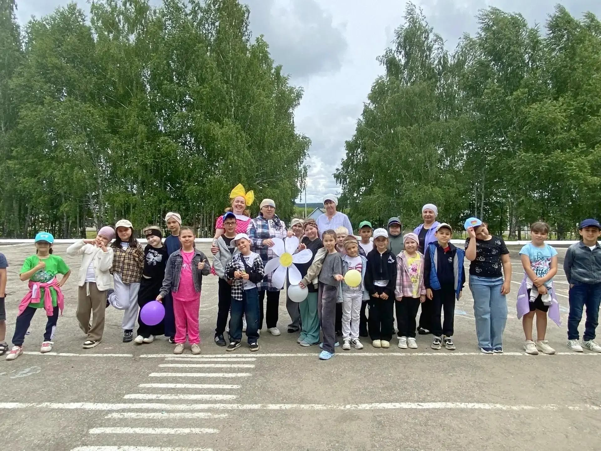 В селе Бестянка торжественно отметили Международный день защиты детей.