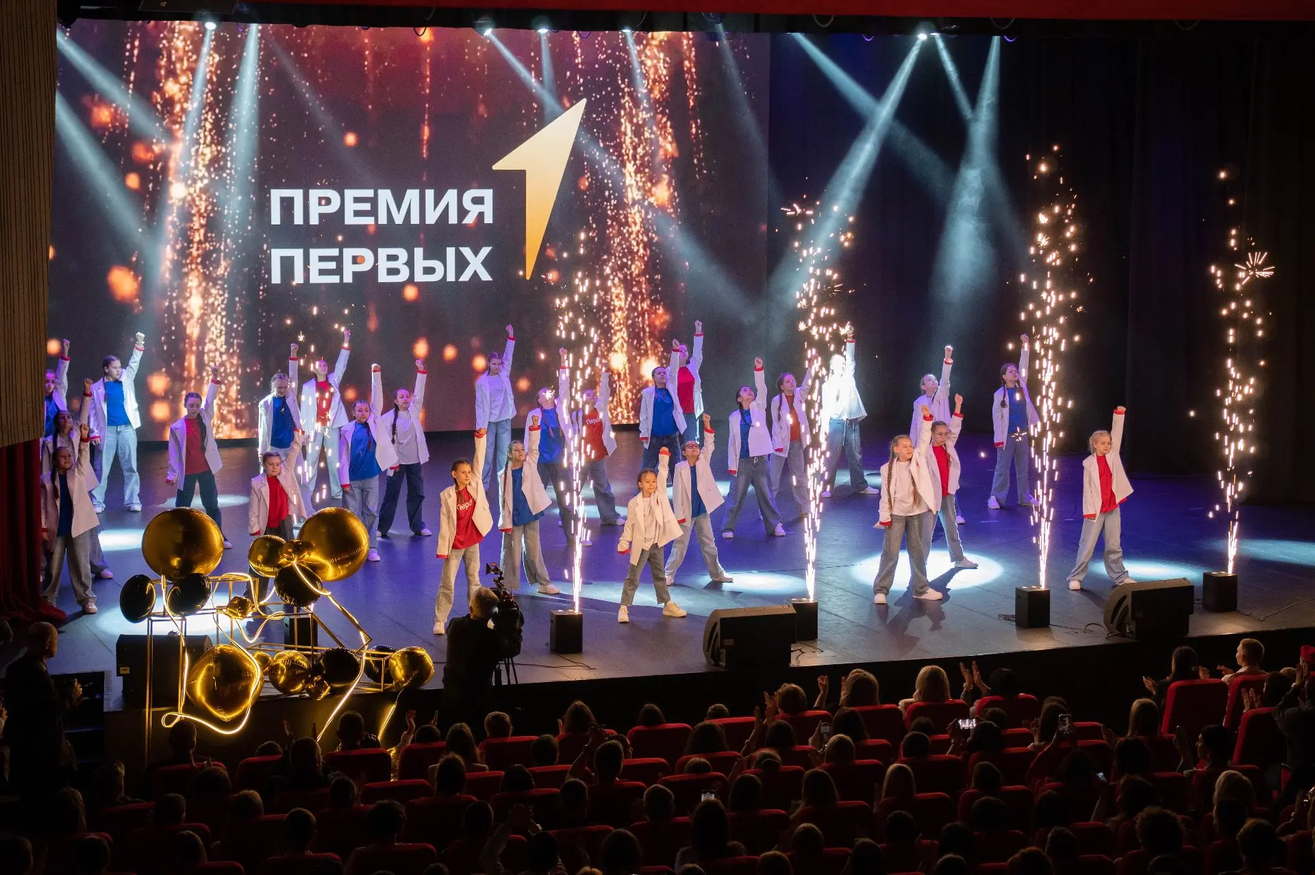Первый, а ты хочешь петь на главных сценах республики и страны? 🎤 🎼
