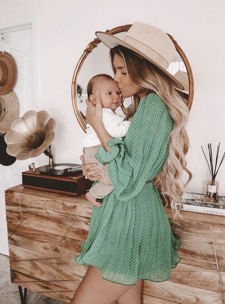 🌸 Девочки, а есть среди вас начинающие блогеры? Или те, кто просто хочет найти подруг по декрету?

