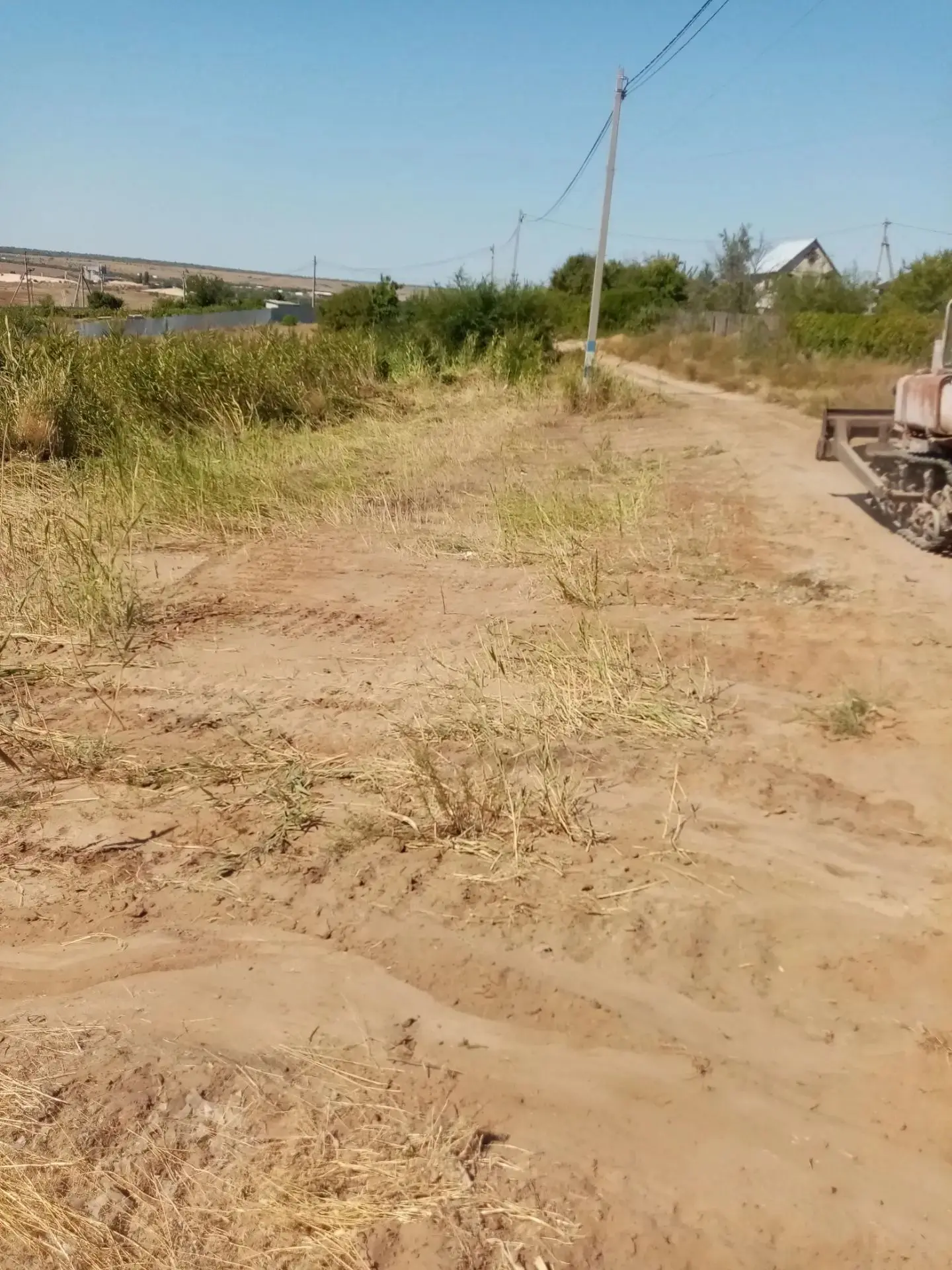 19.08.2026 г.🚜 в массиве Степной (напротив 43 кв.) проведены работы по очистке террито...