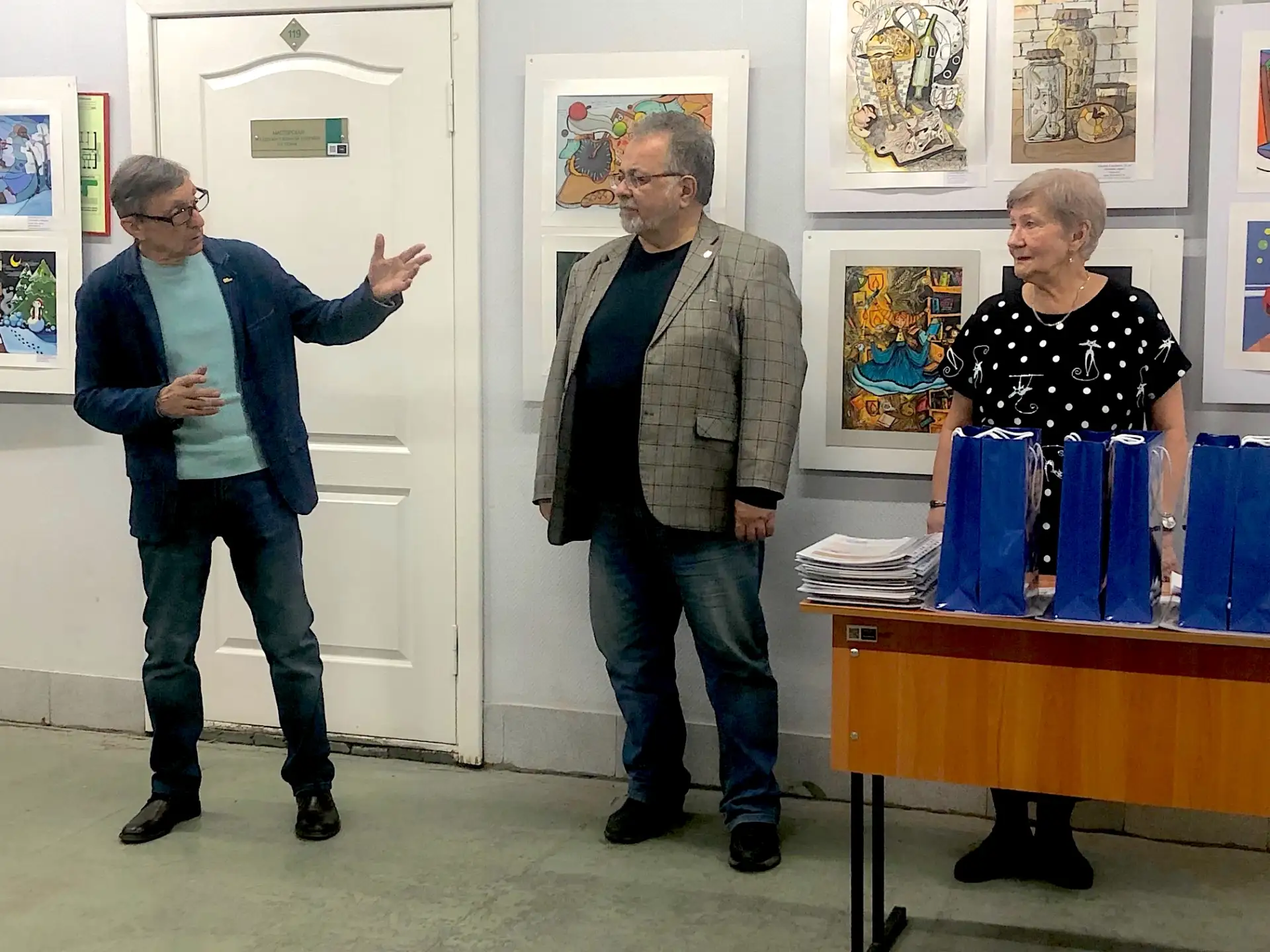 🎨 Творческий финиш четверти: юные художники ДПИ покоряют конкурсное пространство