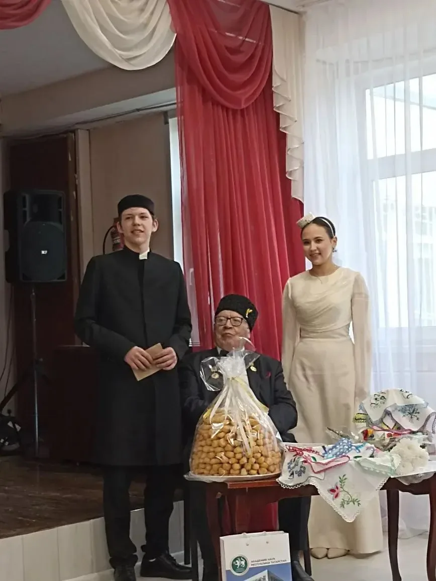 💖 МИН ДӨНЬЯГА ХИСЛӘРЕМ ҺӘМ МӘХӘББӘТ АША КАРЫЙМ  10 апрельдә Рәдиф Гаташ  исемендәге «Мин дөньяга хис