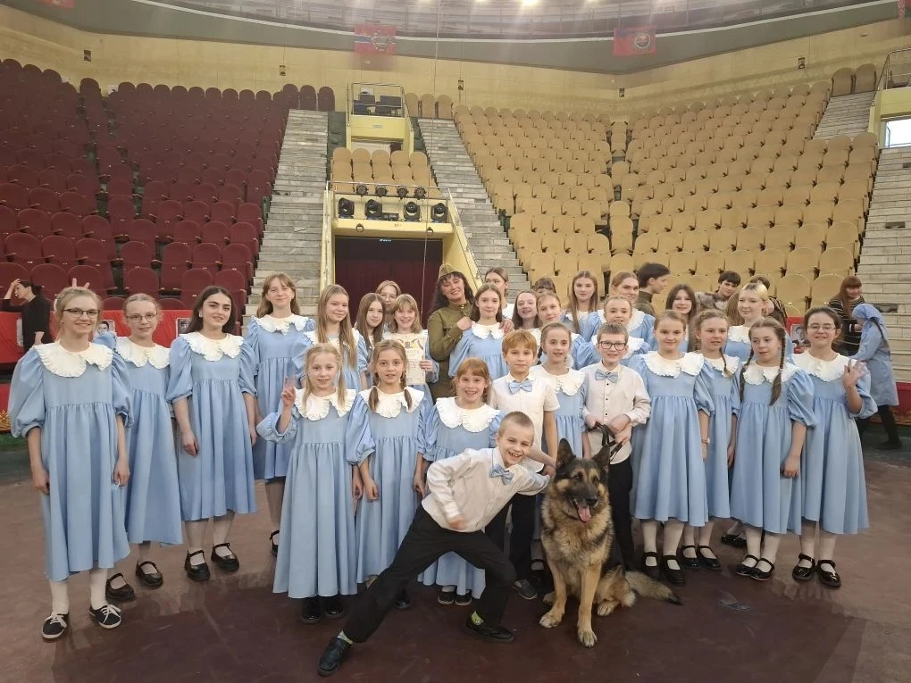 ⭐️🎶Образцовый хор «Лицеисты» делится впечатлениями: 🌟 «Победа под куполом цирка. Дружба народов» - н