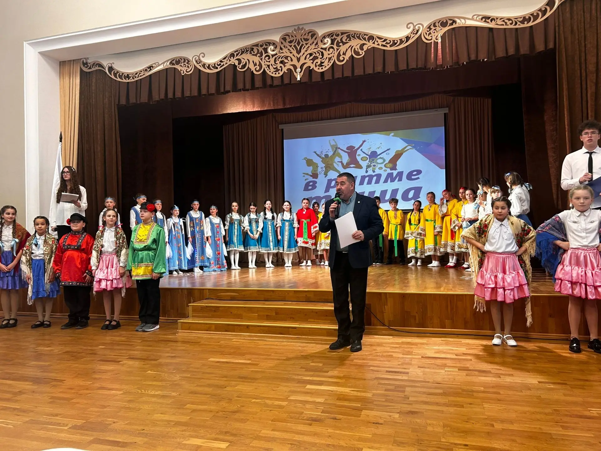 Конкурс танцев «В ритме танца» среди 4-х классовВ нашей школе прошел яркий и запоминающийся конкурс 